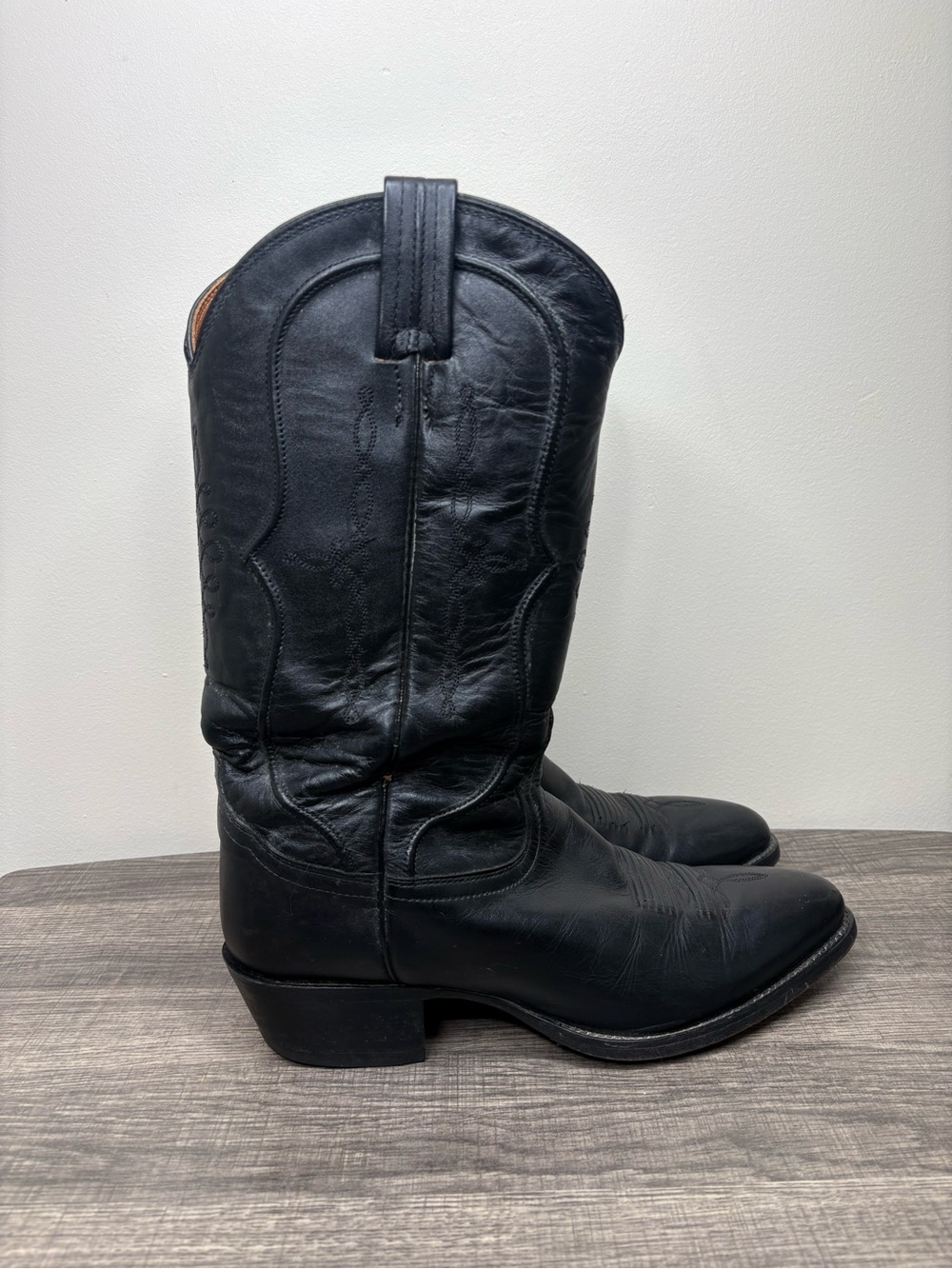 Tony Lama Western Cowboy Boots Size 10 Black Leather Classic Point VM2831